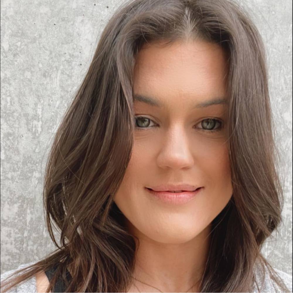 Meet your Posher, Alyssa